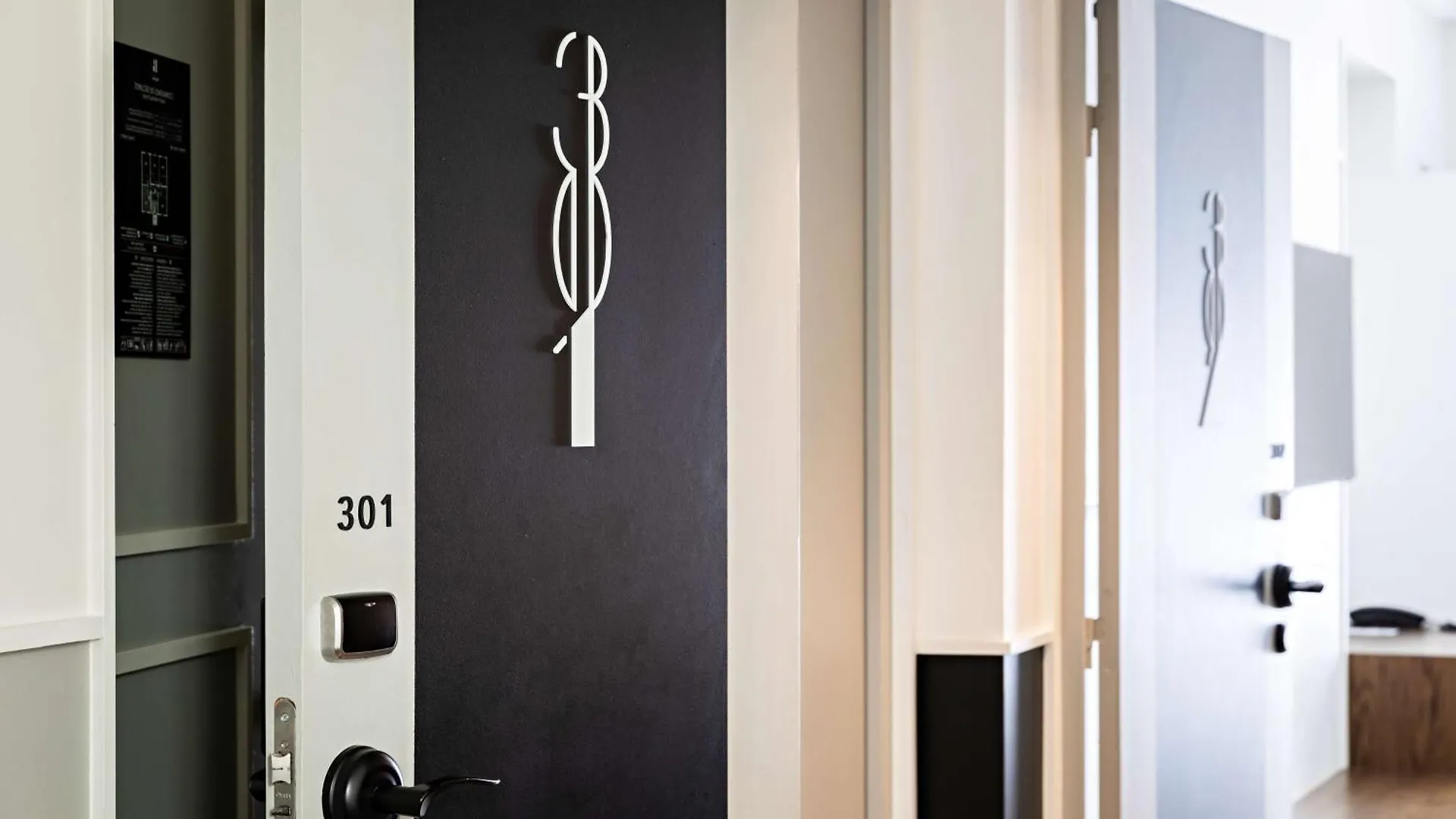 Best Western Premier The Blake Paris Gare Saint Lazare 4*,  Γαλλία